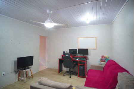 Casa à venda com 60m², 2 quartos e 4 vagasSala