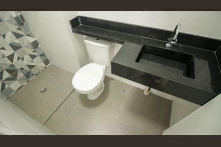 Apartamento para alugar com 34m², 2 quartos e sem vaga Apartamento para alugar com 34m², 2 quartos e sem vagaBanheiro
