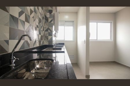 Apartamento para alugar com 34m², 2 quartos e sem vaga Apartamento para alugar com 34m², 2 quartos e sem vagaSala/Cozinha