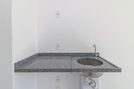 Casa de condomínio à venda com 24m², 0 quarto e sem vagaBanheiro