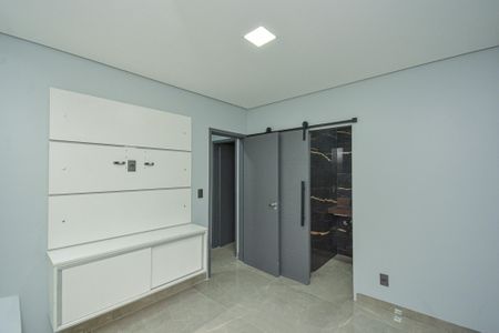 Casa à venda com 102m², 3 quartos e 2 vagasSuíte