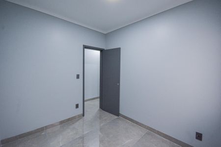 Casa à venda com 102m², 3 quartos e 2 vagasQuarto 2