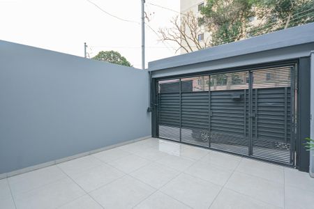 Casa à venda com 102m², 3 quartos e 2 vagasGaragem