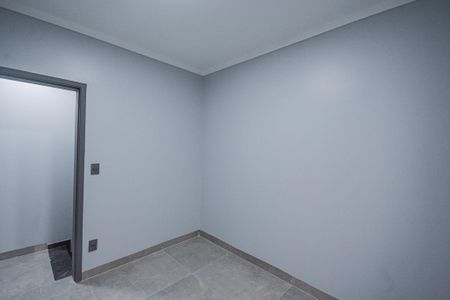 Casa à venda com 102m², 3 quartos e 2 vagasQuarto 3