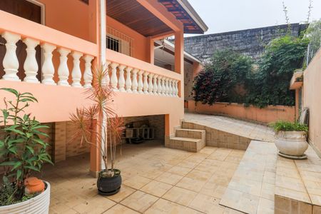 Casa à venda com 100m², 3 quartos e 4 vagas Casa à venda com 100m², 3 quartos e 4 vagasGaragem