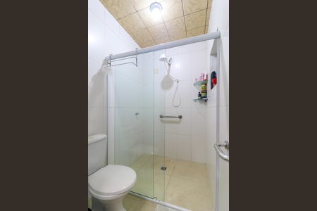 Casa à venda com 100m², 3 quartos e 4 vagas Casa à venda com 100m², 3 quartos e 4 vagasBanheiro