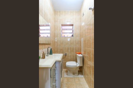 Casa à venda com 100m², 3 quartos e 4 vagas Casa à venda com 100m², 3 quartos e 4 vagasLavabo