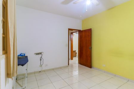 Casa à venda com 100m², 3 quartos e 4 vagas Casa à venda com 100m², 3 quartos e 4 vagasQuarto 2