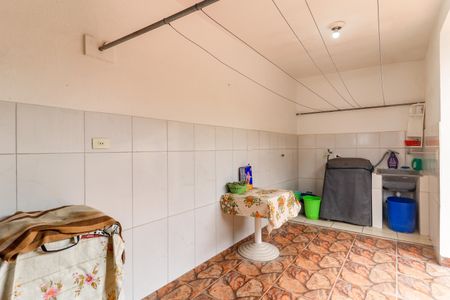 Casa à venda com 100m², 3 quartos e 4 vagas Casa à venda com 100m², 3 quartos e 4 vagasÁrea de Serviço