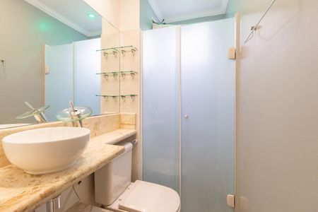 Apartamento à venda com 38m², 2 quartos e sem vaga Apartamento à venda com 38m², 2 quartos e sem vagaBanheiro Social