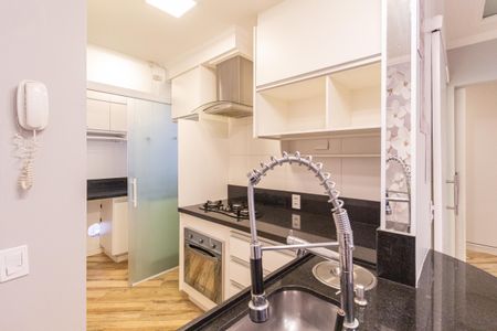 Apartamento à venda com 38m², 2 quartos e sem vaga Apartamento à venda com 38m², 2 quartos e sem vagaCozinha e Área de Serviço