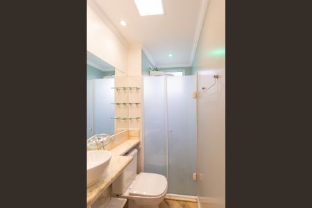 Apartamento à venda com 38m², 2 quartos e sem vaga Apartamento à venda com 38m², 2 quartos e sem vagaBanheiro Social