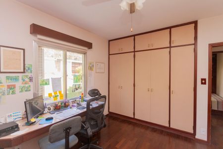 Casa à venda com 270m², 4 quartos e 4 vagasQuarto 2