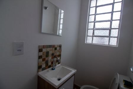 Casa à venda com 120m², 3 quartos e 2 vagas Casa à venda com 120m², 3 quartos e 2 vagasLavabo