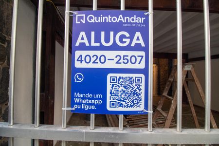 Casa à venda com 120m², 3 quartos e 2 vagas Casa à venda com 120m², 3 quartos e 2 vagasPlaquinha