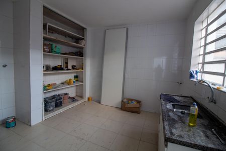Casa à venda com 120m², 3 quartos e 2 vagas Casa à venda com 120m², 3 quartos e 2 vagasCozinha