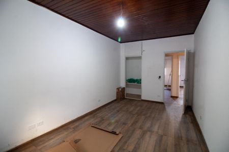 Casa à venda com 120m², 3 quartos e 2 vagas Casa à venda com 120m², 3 quartos e 2 vagasQuarto 3