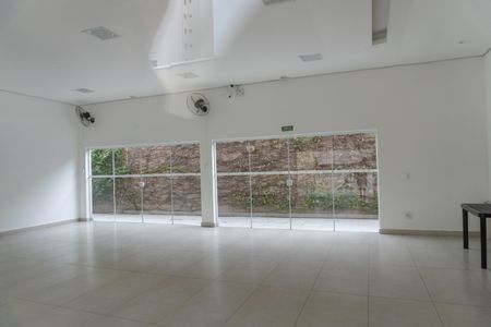 Apartamento para alugar com 80m², 3 quartos e 2 vagas Apartamento para alugar com 80m², 3 quartos e 2 vagasÁrea comum - Salão de festas