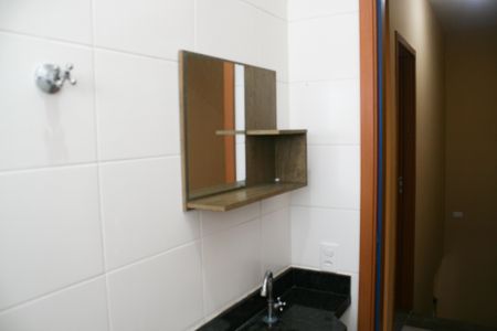 Casa de condomínio para alugar com 80m², 2 quartos e 1 vaga Casa de condomínio para alugar com 80m², 2 quartos e 1 vagaBanheiro