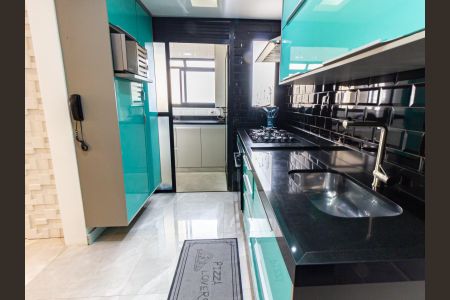 Apartamento à venda com 105m², 3 quartos e 3 vagasCozinha