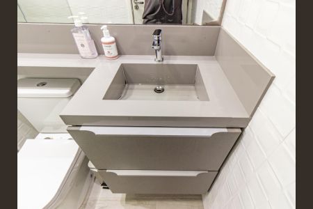 Apartamento à venda com 105m², 3 quartos e 3 vagasBanheiro da Suíte