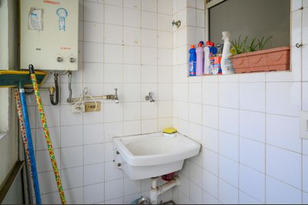 Apartamento para alugar com 55m², 2 quartos e 1 vagaÁrea de Serviço