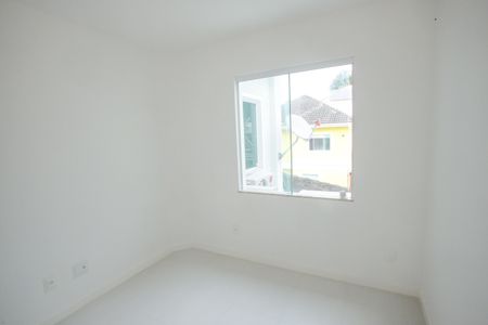 Casa de condomínio à venda com 177m², 5 quartos e 2 vagas Casa de condomínio à venda com 177m², 5 quartos e 2 vagasQuarto 4