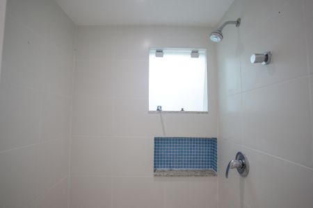 Casa de condomínio à venda com 177m², 5 quartos e 2 vagas Casa de condomínio à venda com 177m², 5 quartos e 2 vagasBanheiro do Quarto 2