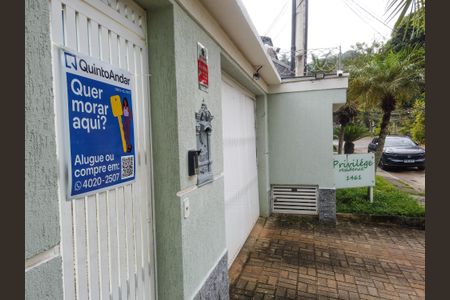 Casa de condomínio à venda com 177m², 5 quartos e 2 vagas Casa de condomínio à venda com 177m², 5 quartos e 2 vagasPlaca