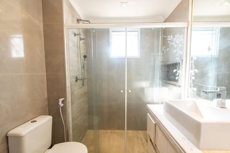 Apartamento à venda com 133m², 3 quartos e 2 vagasBanheiro da suíte