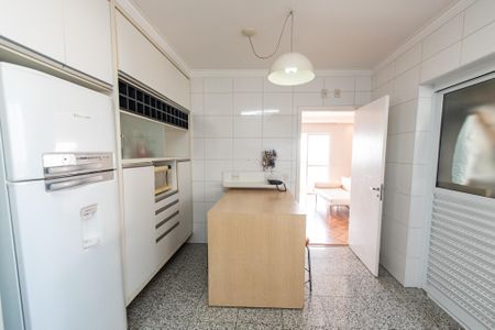 Apartamento à venda com 133m², 3 quartos e 2 vagasCozinha
