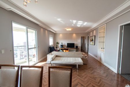 Apartamento à venda com 133m², 3 quartos e 2 vagasSala