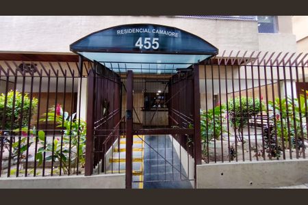 Apartamento à venda com 231m², 4 quartos e 2 vagasFachada e portaria