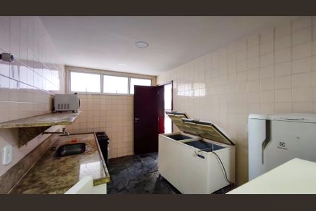 Apartamento à venda com 231m², 4 quartos e 2 vagasÁrea comum - Salão de festas