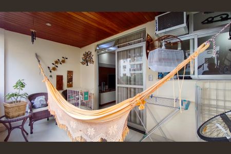 Apartamento à venda com 231m², 4 quartos e 2 vagasVaranda da Sala