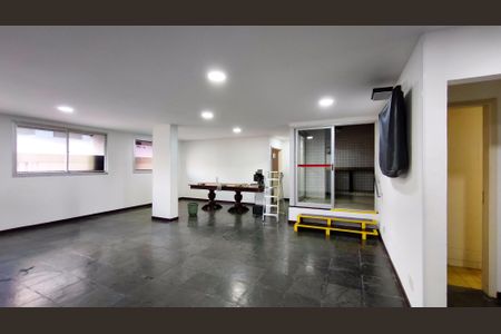 Apartamento à venda com 231m², 4 quartos e 2 vagasÁrea comum - Salão de festas