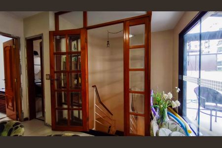 Apartamento à venda com 231m², 4 quartos e 2 vagasHall social