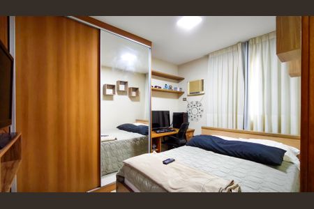 Apartamento à venda com 231m², 4 quartos e 2 vagasQuarto 1