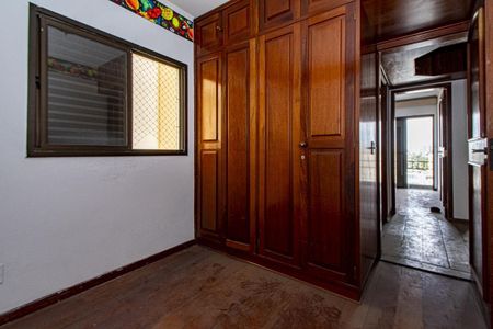 Apartamento à venda com 77m², 3 quartos e 2 vagas