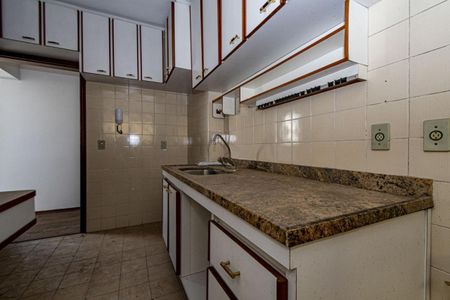 Apartamento à venda com 77m², 3 quartos e 2 vagas