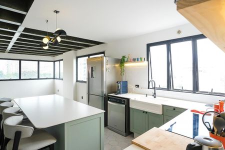 Apartamento à venda com 150m², 4 quartos e 2 vagasCozinha