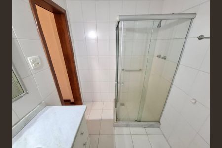 Apartamento à venda com 40m², 1 quarto e sem vagaBanheiro da suíte