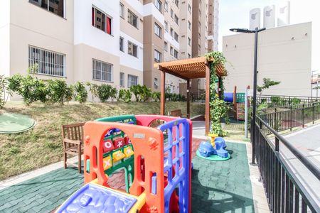 Apartamento para alugar com 42m², 2 quartos e sem vaga Apartamento para alugar com 42m², 2 quartos e sem vagaÁrea comum - Playground