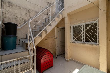 Casa à venda com 172m², 2 quartos e 2 vagas Casa à venda com 172m², 2 quartos e 2 vagasQuintal