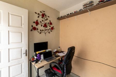 Casa à venda com 172m², 2 quartos e 2 vagas Casa à venda com 172m², 2 quartos e 2 vagasQuarto de Serviço