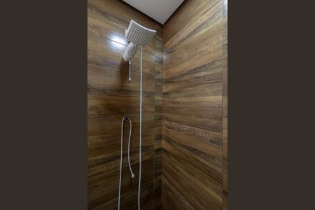 Casa à venda com 172m², 2 quartos e 2 vagas Casa à venda com 172m², 2 quartos e 2 vagasBanheiro Suíte