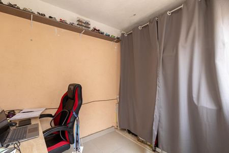 Casa à venda com 172m², 2 quartos e 2 vagas Casa à venda com 172m², 2 quartos e 2 vagasQuarto de Serviço