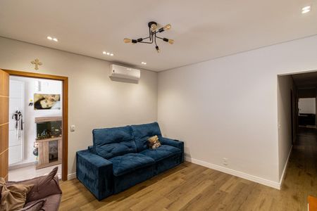 Sala de casa à venda com 2 quartos, 172m² em Vila Granada, São Paulo