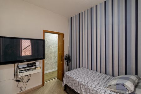 Casa à venda com 172m², 2 quartos e 2 vagas Casa à venda com 172m², 2 quartos e 2 vagasQuarto