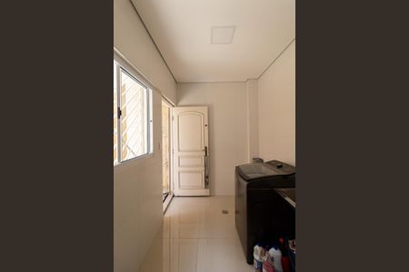 Casa à venda com 172m², 2 quartos e 2 vagas Casa à venda com 172m², 2 quartos e 2 vagasÁrea de Serviço